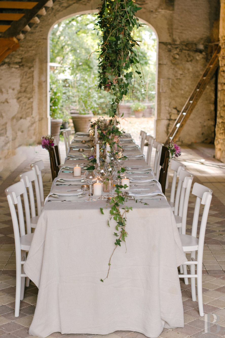 Dans l’Ain, à proximité de Genève, une maison du 17e siècle traversée par un souffle contemporain - photo  n°26